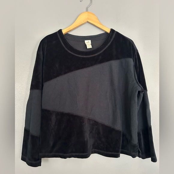 J. Jill Black Abstract Soft Velour Ribbed Long Sleeve Top Women’s Size Large - Picture 1 of 6